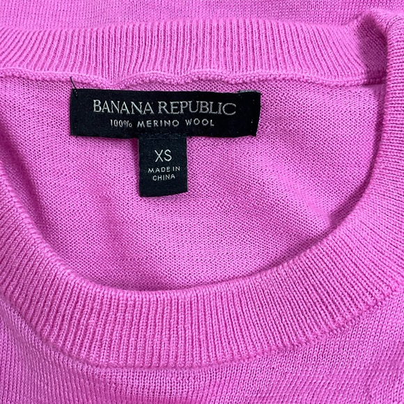 Banana Republic 100% Merino Wool Fine Knit Pink Sweater - Picture 4 of 6